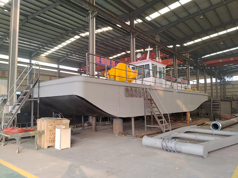 High-standard manufacturing, creating core equipment for dredging projects worldwide.